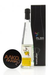 Pilzer Acquavite di Albicocche 0.5 л в подарочной коробке