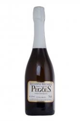 Santo Isidro de Pegoes - игристое вино Санто Изидуру де Пегоеш 0.75 л