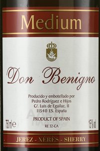 Don Benigno Medium - херес Дон Бенигно Медиум Педро Родригес и Ихос 0.75 л