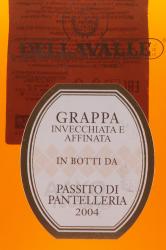 Grappa Affinata in botti da Passito di Pantelleria - граппа Аффината ин ботти да Пассито ди Пантеллерия 2004 год Делавалле 0.7 л в д/ящ