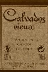 Calvados Vieux Pomme Prisonniere - кальвадос выдержанный Пленное Яблоко 0.7 л в п/у