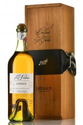 вино ликерное Lheraud Tres Vieux Pineau 0.75 л в деревянной коробке