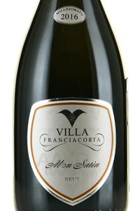 Mon Saten Franciacorta Villa - вино игристое Мон Сатен Франчакорта Вилла 0.75 л белое брют в п/у