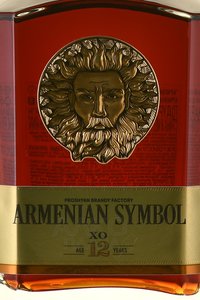 Armenian Symbol 12 - коньяк Армянский Символ 12 лет 0.7 л