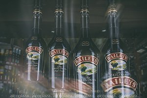 Ликер Baileys разные этикетки сливочного ликера