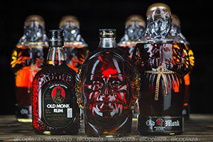 Ром Old Monk индийский пряный ром