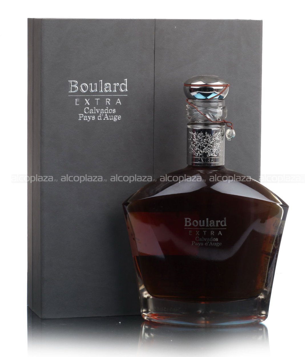 Boulard Extra Pays d`Auge Gift Box - кальвадос Булар Экстра Пэи д`Ож 0.7 л в п/у