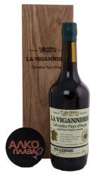 La Vigannerie 1969 Gift Box - кальвадос Ла Виганери 1969 0.7 л в п/у