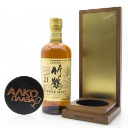 Whisky Nikka Taketsuru Pure Malt 21 years old gift box - виски Никка Такецуру Пьюр Молт 21 год 0.7 л п/у