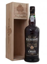 Porto Cruz Special Reserve in Wooden Box - портвейн Порто Круз Спешиал Резерв 0.75 л в д/у