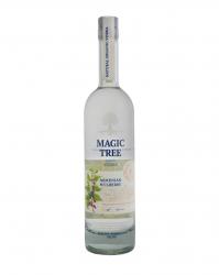 Magic Tree Mulberry - водка Мэджик Три Тутовая 0.5 л