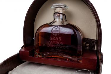 Gift set Tequila Gran Patron Burdeos 40% 0.75l decanter Подарочный набор Текила Гран Патрон Бурдеос в декантере 40% 0,75л в д/у Мексика