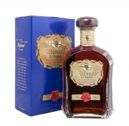 Valdespino Alfonso El Sabio 0.7 л в подарочной коробке