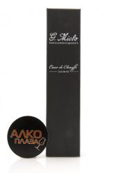 ликер G.Miclo Eau-De-Vie Coeur de Chauffe Kirsch Vieux 0.7 л подарочная коробка