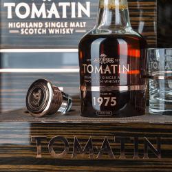 Tomatin 1975 gift box with glasses - виски Томатин 1975 0.7 л п/у с бокалами