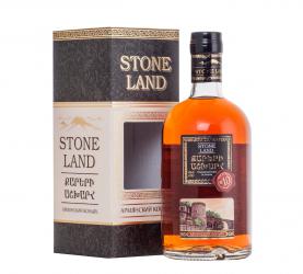 Stone Land №10 in goft box - коньяк Страна Камней 10 в 0.5 л п/у