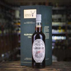 Glen Grant 1961 gift box - виски Глен Грант 1961 года в п/у 0.7 л