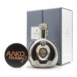 Remy Martin Louis XIII Black Pearl gift box - коньяк Реми Мартин Луи 13 Блэк Перл 0.35 л в п/у