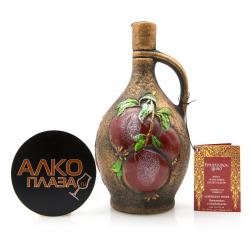 Азербайджанское гранатовое вино Золотой Баку 0.75 л в керамической бутылке 