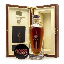 ром Havana Club Maximo Extra Anejo 0.5 л в подарочной коробке