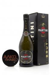 Martini Brut 0.75l Gift Box - игристое вино Мартини Брют 0.75 л в п/у