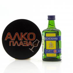 Becherovka - ликер Бехеровка 0.05 л