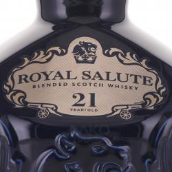 Chivas Regal The Sapphire Flagon Royal Salute - виски Чивас Ригал де Сапфир Флэгон Роял Сэлют 0.7 л