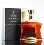 A.E. Dor Carafe XO gift box - коньяк А.Е. Дор Графин XO 0.7 л п/у