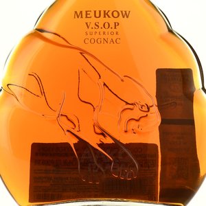 Meukow VSOP - коньяк Меуков ВСОП 0.7 л