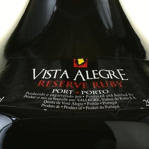 Vista Alegre Reserve Ruby Gift Box - портвейн Виста Алегре Руби Резерв 0.75 л в п/у