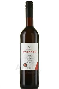 Familie Steffen Spatburgunder Rotwein Halbtrocken - вино Фамили Штеффен Шпетбургундер Ротвайн Хальбтрокен 2022 год 0.75 л красное полусухое