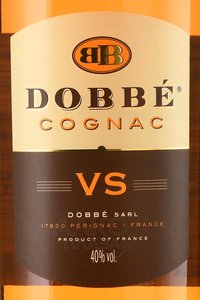 Dobbe VS - коньяк Доббэ ВС трехлетний 0.7 л в п/у