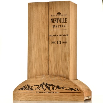 Nestville Whisky Master Blended 13 YO - виски Нествил Мастер Блендер 13 ле 0.7 л в д/у