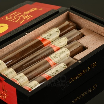 Flor de Selva Anniversary №20 - сигары Флор Дэ Сельва Анниверсари №20 набор из 4-х сигар