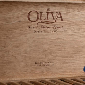 Oliva Serie V Maduro Double Toro - сигары Олива Серия V Мадуро Дабл Торо