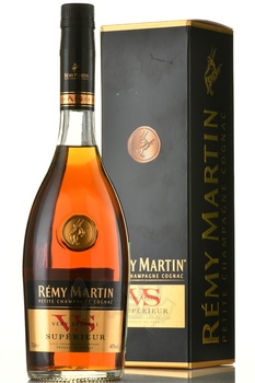 Remy Martin VS Superieur gift box - коньяк Реми Мартин ВС Супериор 0.7 л в п/у