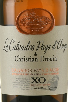 Christian Drouin Coeur de Lion Calvados Pays d`Auge XO - кальвадос Кер де Льон Пэи д`Ож ХО 0.7 л