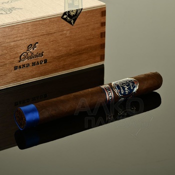 Don Pepin Garcia Blue Delicias Churchill - сигары Дон Пепин Гарсиа Блю Делишиас Черчилль