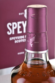 Speyburn 18 Year Old - виски Спейберн 18 лет 0.7 л в п/у
