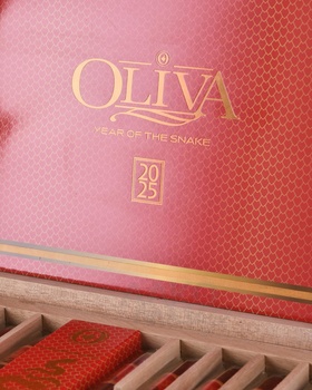 Oliva Year of the Snake - сигары Олива Год Змеи набор