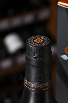 Cardenal Mendoza Angelus Gift Box - ликер Кардинал Мендоза Анхелус 0.7 л в п/у