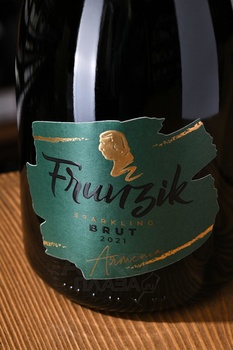 Frunzik - вино игристое Фрунзик 0.75 л белое брют