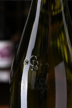 Cloudy Bay Marlborough Sauvignon Blanc - вино Клауди Бэй Мальборо Совиньон Блан 0.75 л белое сухое