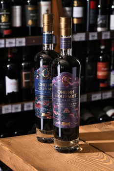 Настойка сладкая Онегин Гурмэ Черная Смородина 0.5 л