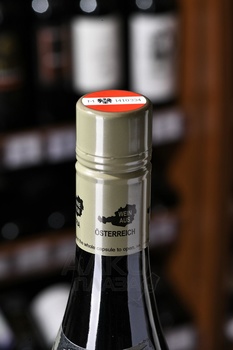 Pfaffl Austrian Blackberry - вино Пфаффль Австрийская Ежевика 0.75 л красное сухое