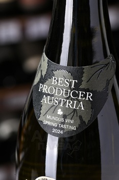 Pfaffl Austrian Flowers - вино Пфаффль Австрийские Цветы 0.75 л белое полусухое