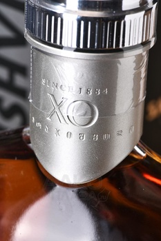 Sarajishvili XO - коньяк Сараджишвили XO 0.7 л в п/у