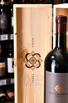 Terre del Bruno Le More Nere Toscana IGT - вино Терре дель Бруно Ле Море Нере Тоскана 1.5 л красное сухое в д/у