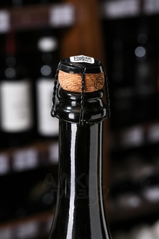 Rebel Apple Bride - сидр игристый Рэбель Эппл Брайд 0.75 л полусухой