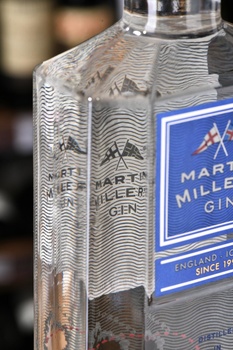 Martin Millers - джин Мартин Миллерс 0.7 л